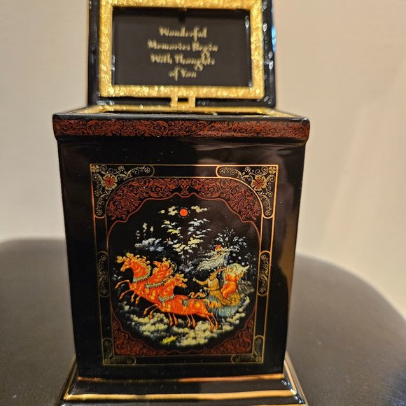 Wonderful Memories Begin With Thoughts of You - Music Box New - Picture 1 of 3